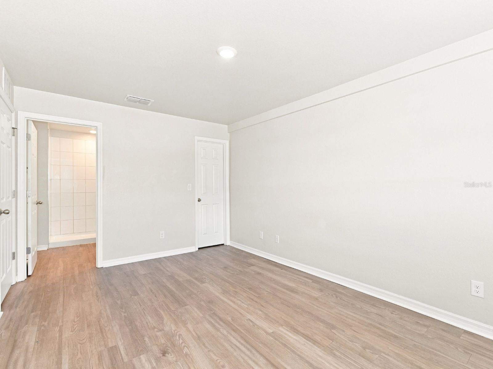 GREENBRIAR - Residential Income