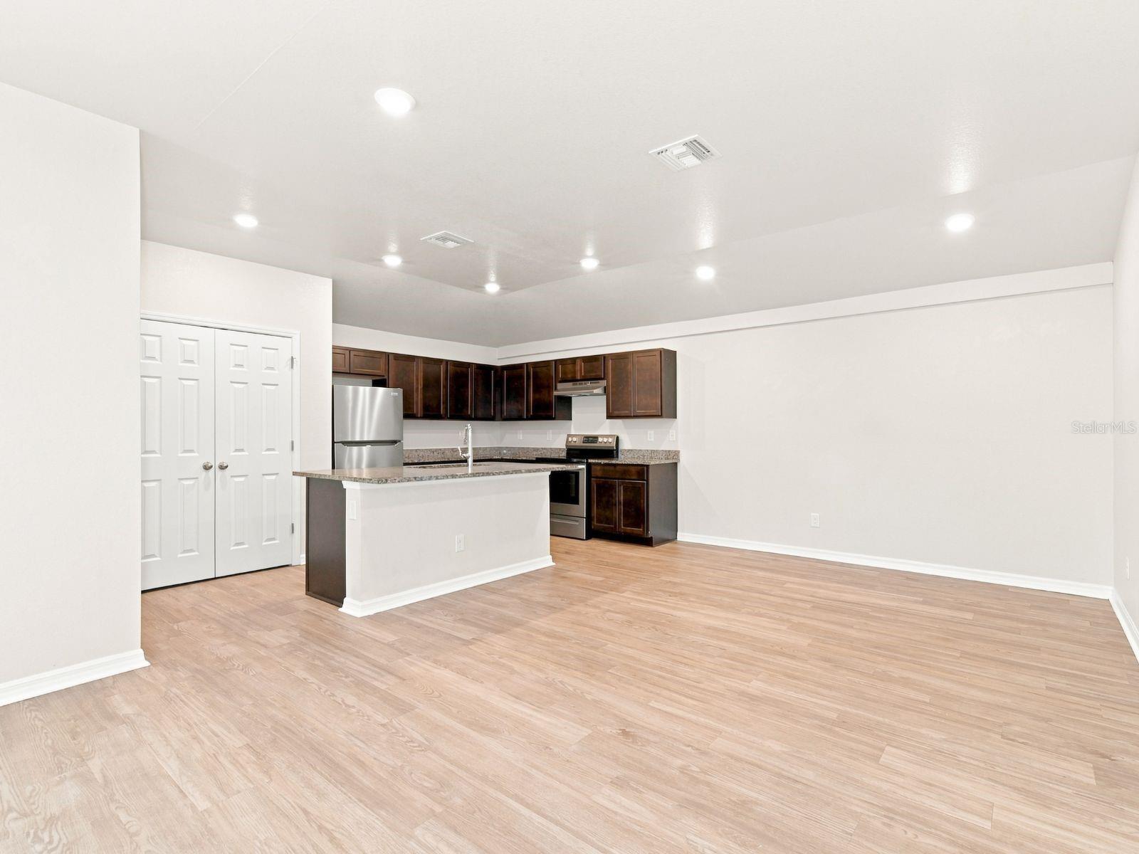 GREENBRIAR - Residential Income