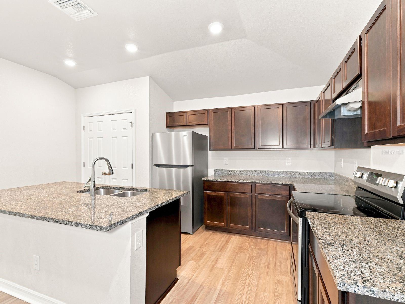 GREENBRIAR - Residential Income