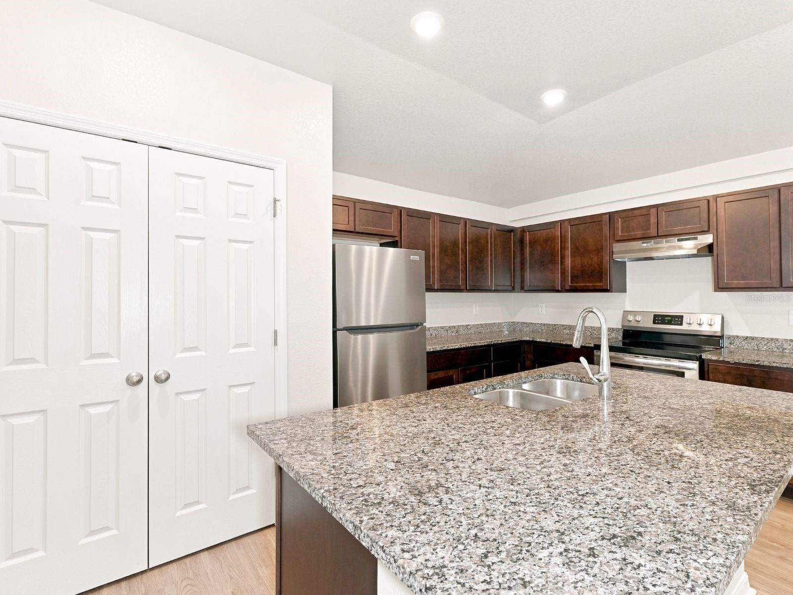 GREENBRIAR - Residential Income