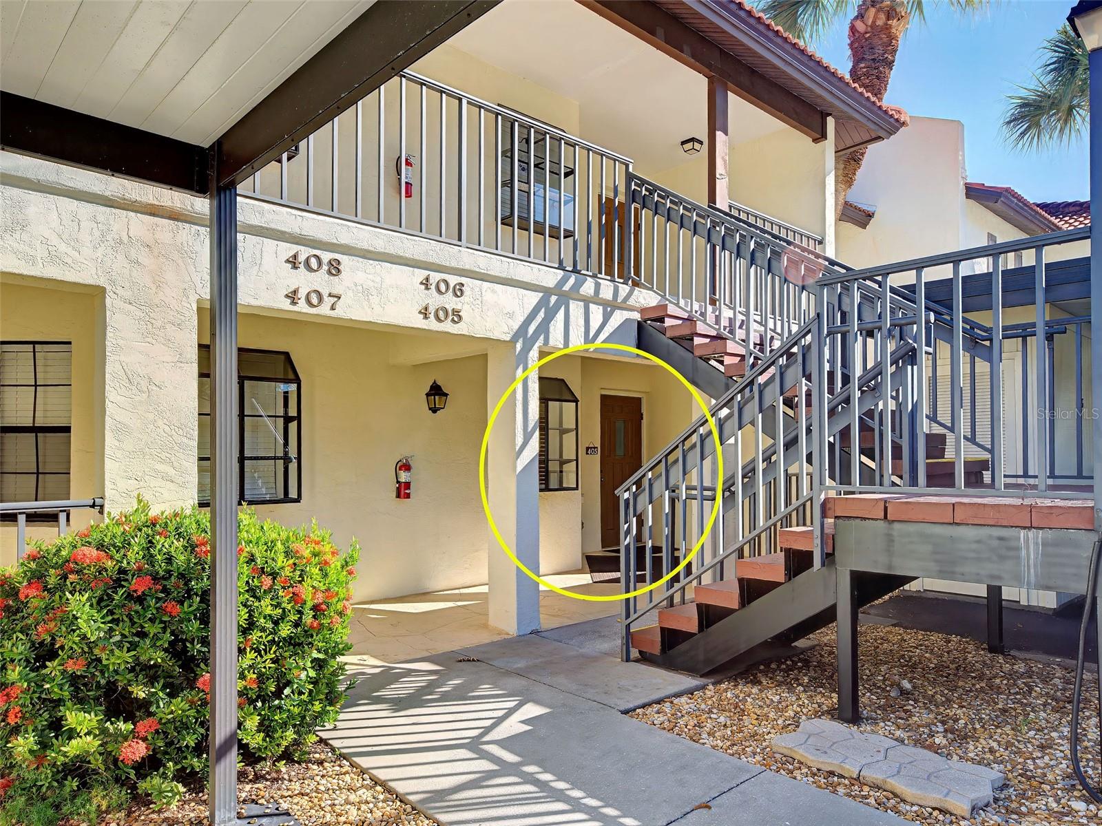 PINE HOLLOW IS A GATED COMMUNITY WITHIN WALKING DISTANCE TO HISTORIC OLD ENGLEWOOD. THIS  DOWNTOWN DISTRICT OFFERS RESTURANTS, LIVE MUSIC, ART GALLERIES, COFFEE SHOPS, BOUTIQUE STORES, SPECIALTY RETAIL, MONTHLY CAR SHOWS AND SEASONAL FARMERS MARKET. 
Easy living is yours in this 2BR/ 2BA ground floor unit with split plan and in-unit laundry. The kitchen has been updated and boasts a pantry closet, garden window, tray ceiling and pass thru. Both bathrooms have newer vanities, one is tub/ shower combo and the other has a  step-in shower. Dining area can accommodate a large table with seating for eight.  The built-in dry bar with storage cabinet is a great place to stage your snacks and beverages when you have guests over for those Sunday football games!  
The view from your Living Room and Glass Enclosed Florida Room brings the outdoors seamlessly inside with a beautiful view of the pond which is a bird magnet for attracting swimmers and waders!  The glass sliders have full-size screens which can be opened up to allow that tropical breeze to flow through the entire unit. Unique to this layout is the enclosed Florida Room and that the guest bedroom can be closed off via custom pocket doors converting this into a private guest area. You are 3 miles to the Gulf Waters and Manasota Beach. There are 3 Waterfront parks including boat ramp within 3-6 minutes drive time. Convenient covered parking and outside storage closet. Low maintenance luxury - " Lock and Go" living in an intimate setting. Celebrate the holidays here! Please call today to explore this hidden gem.