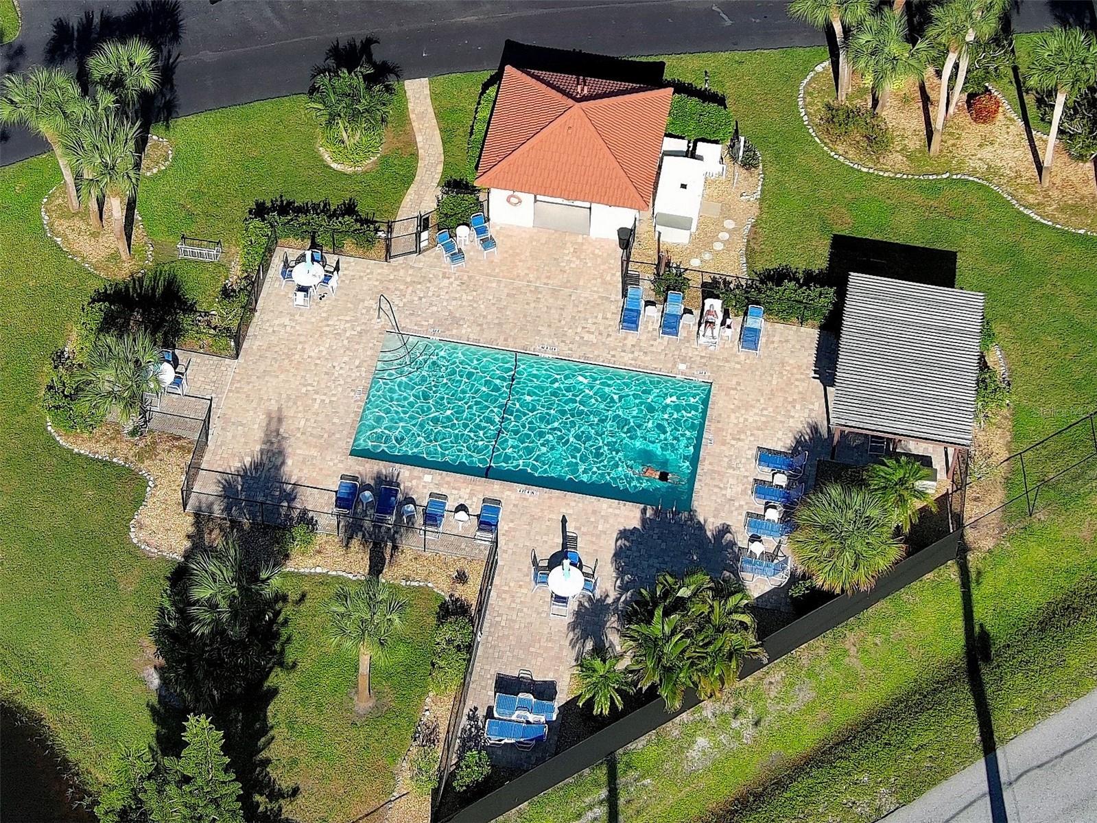 PINE HOLLOW - Residential