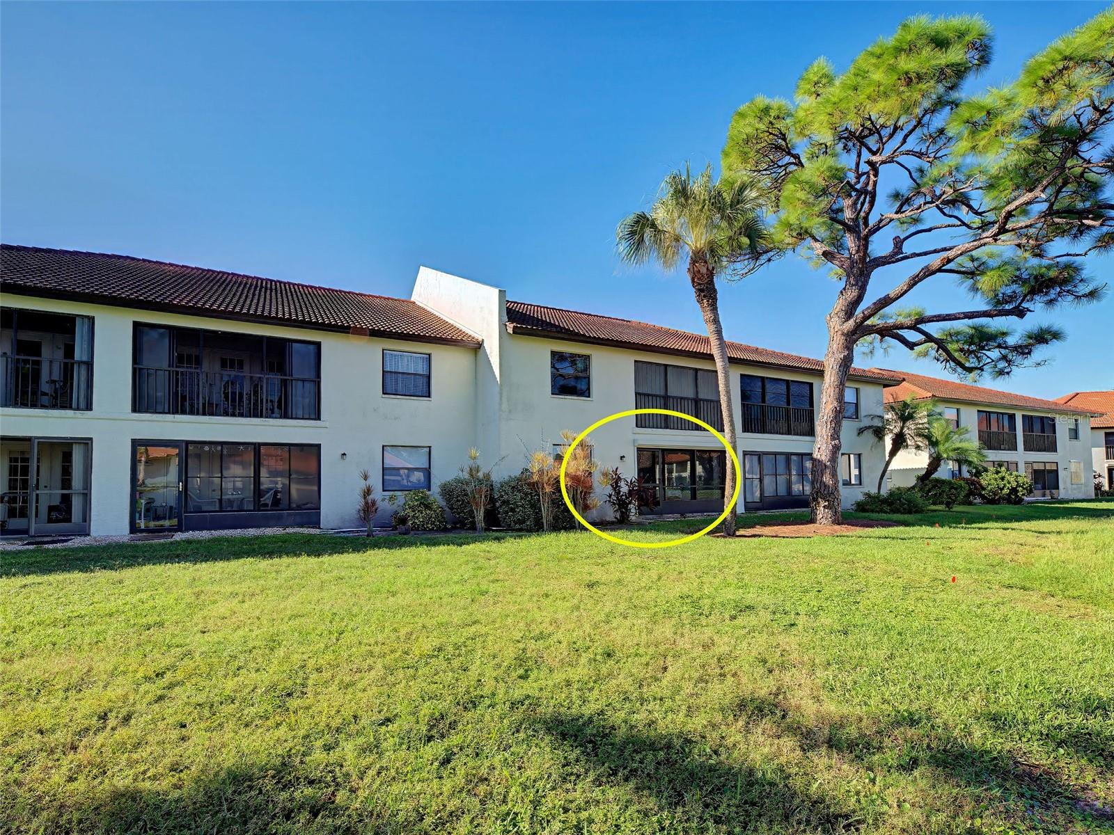 PINE HOLLOW - Residential