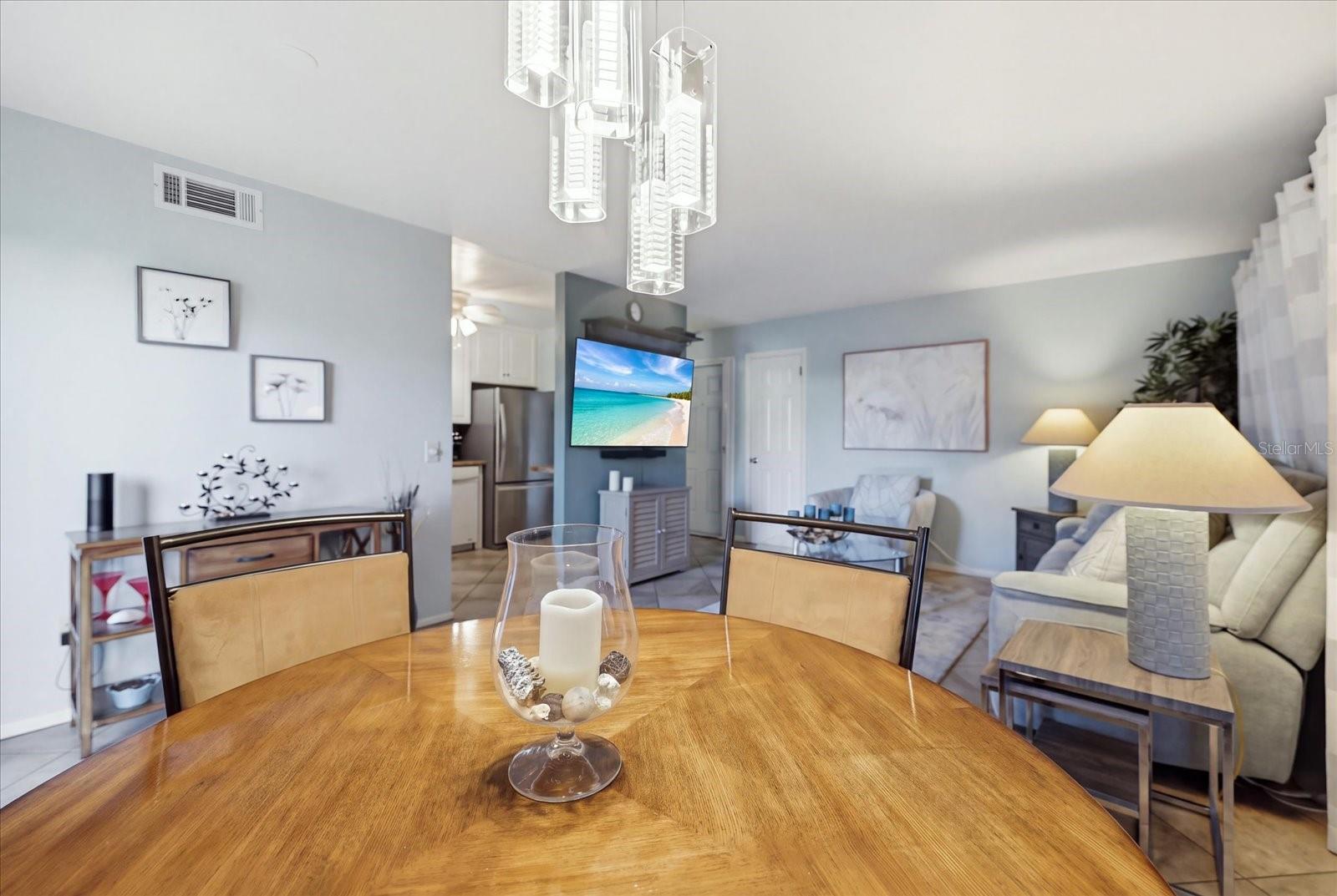 BIRD BAY VILLAGE/LAUREL VILLAS - Residential