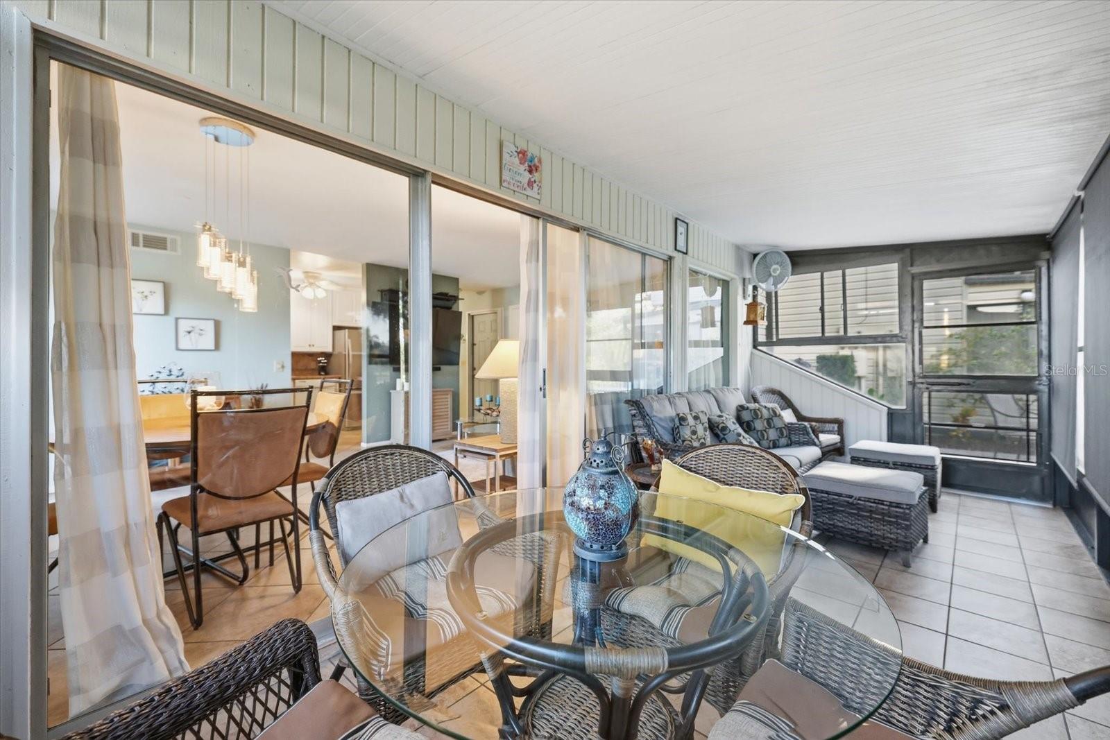 BIRD BAY VILLAGE/LAUREL VILLAS - Residential