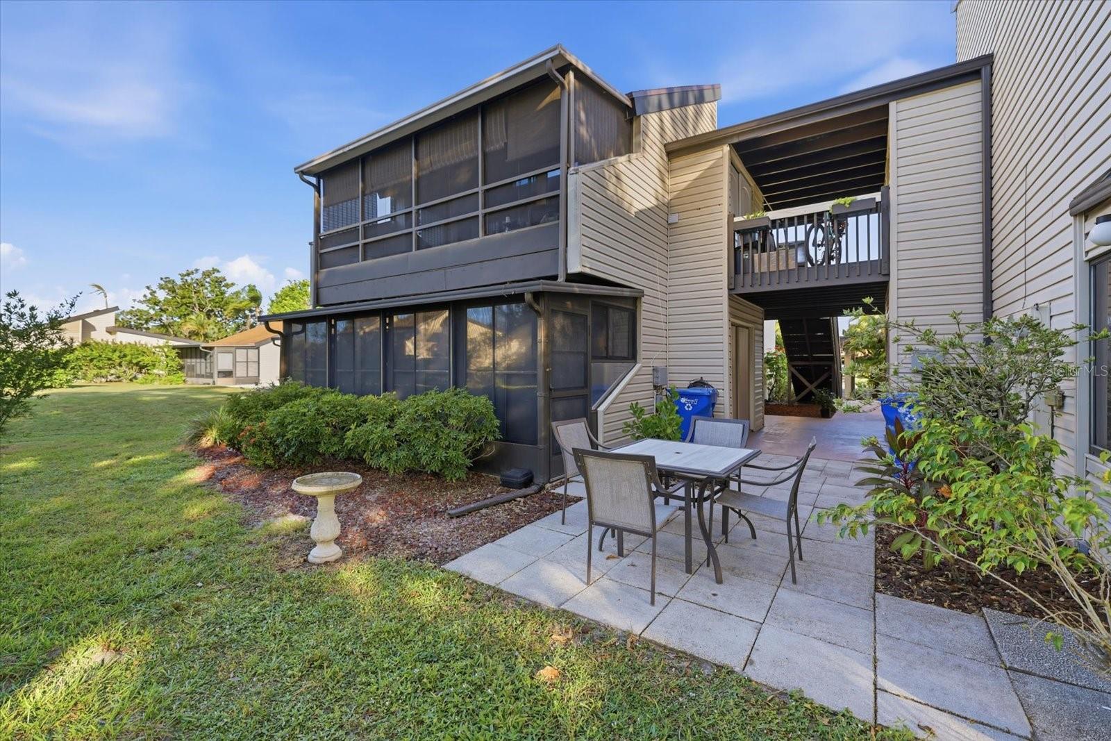 BIRD BAY VILLAGE/LAUREL VILLAS - Residential