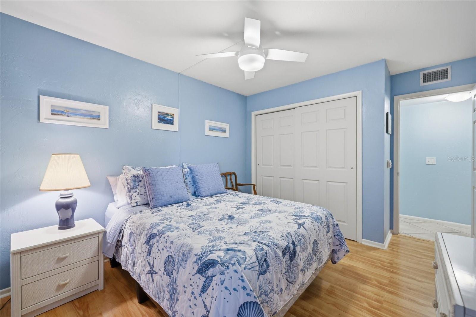 BIRD BAY VILLAGE/LAUREL VILLAS - Residential