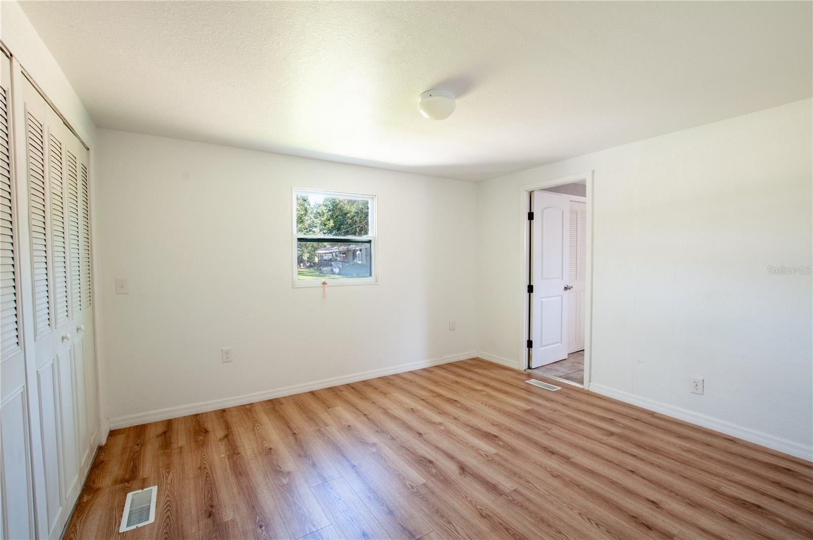 AIRPORT ESTATES - Residential