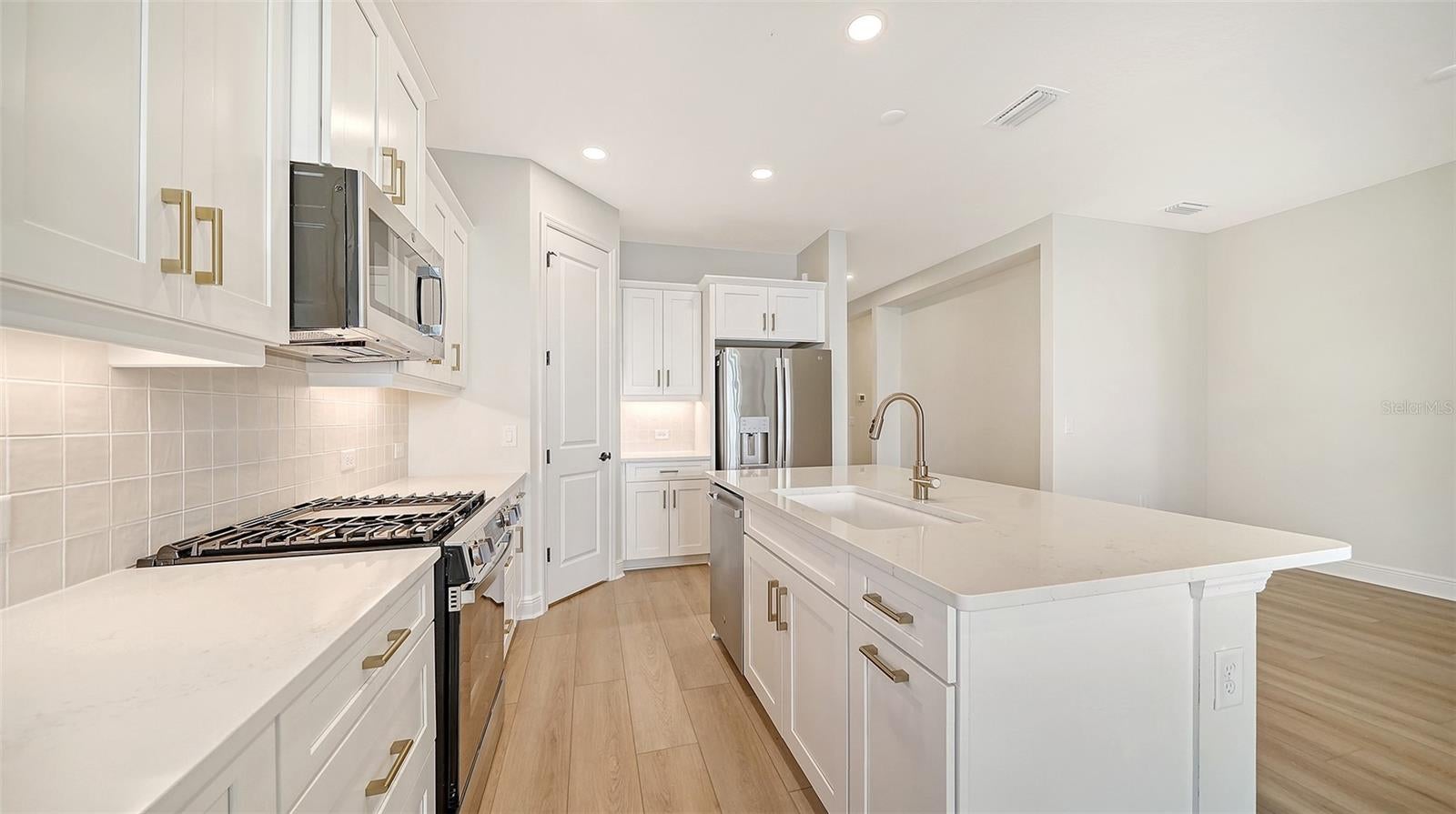 GRAND PARK PHASE 2 - Residential