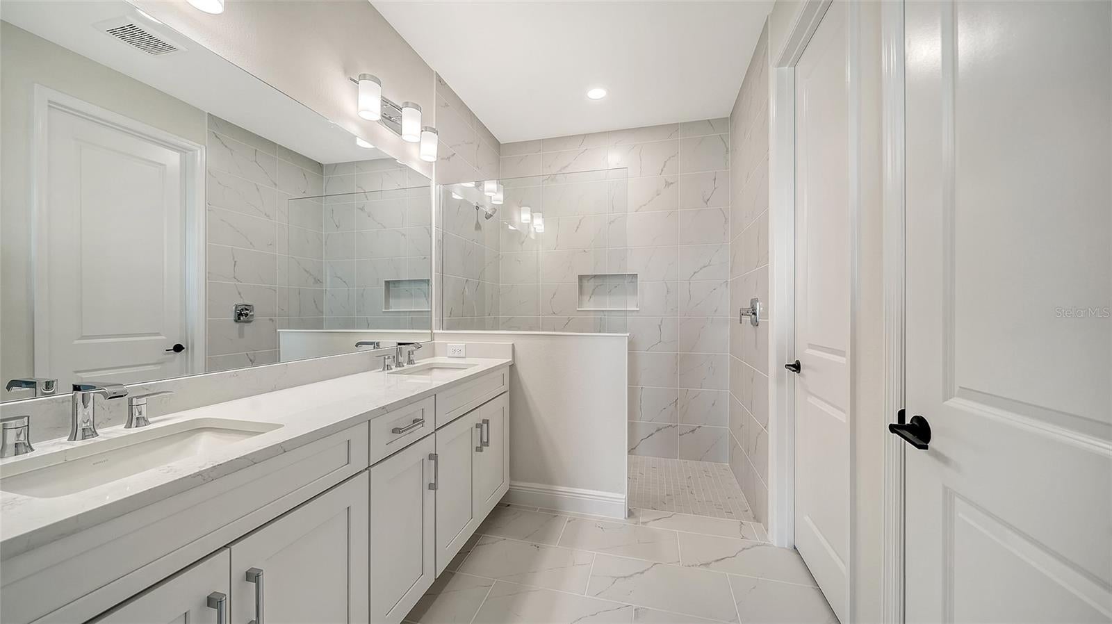 GRAND PARK PHASE 2 - Residential