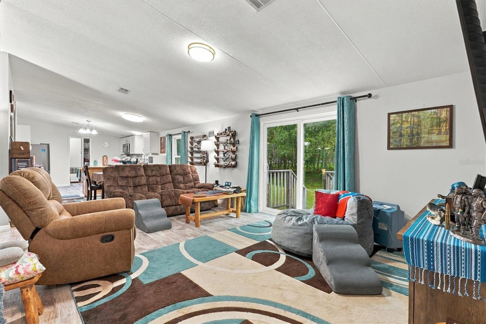 PINEWOOD ESTATES - Residential