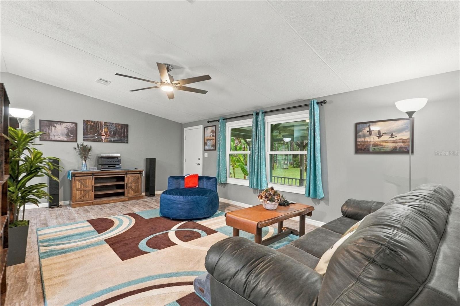 PINEWOOD ESTATES - Residential