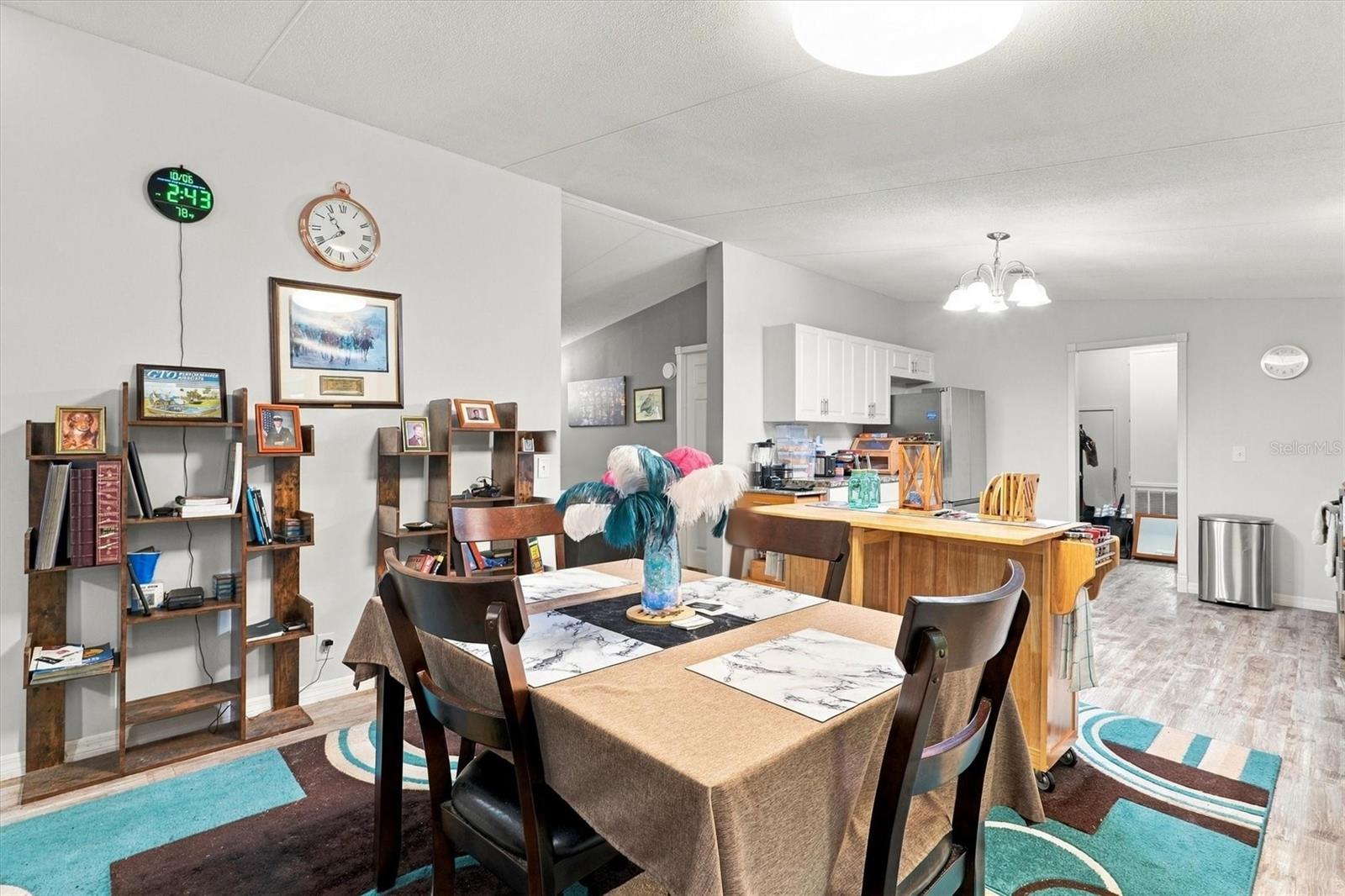 PINEWOOD ESTATES - Residential