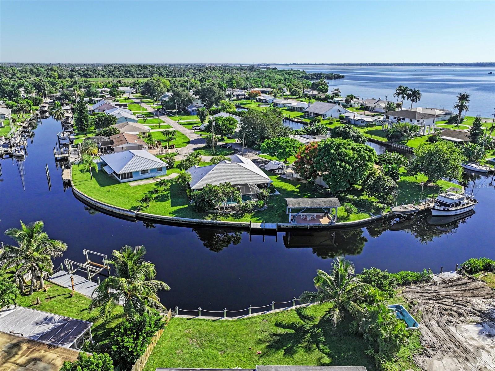 PORT EDISON - Residential