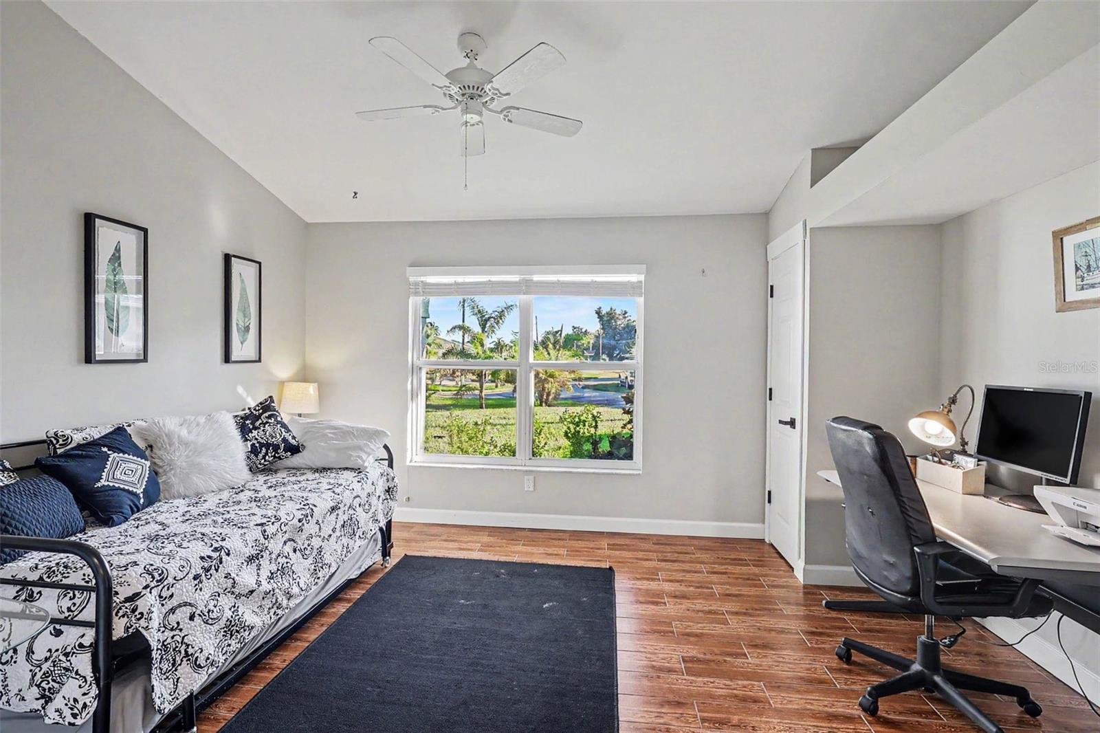 PORT EDISON - Residential