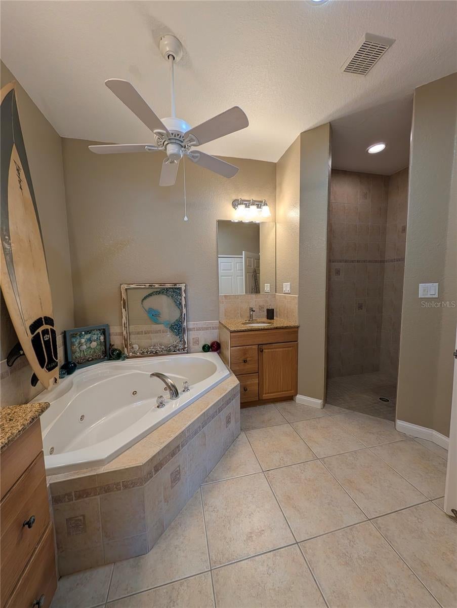 PUNTA GORDA ISLES SEC 23 - Residential