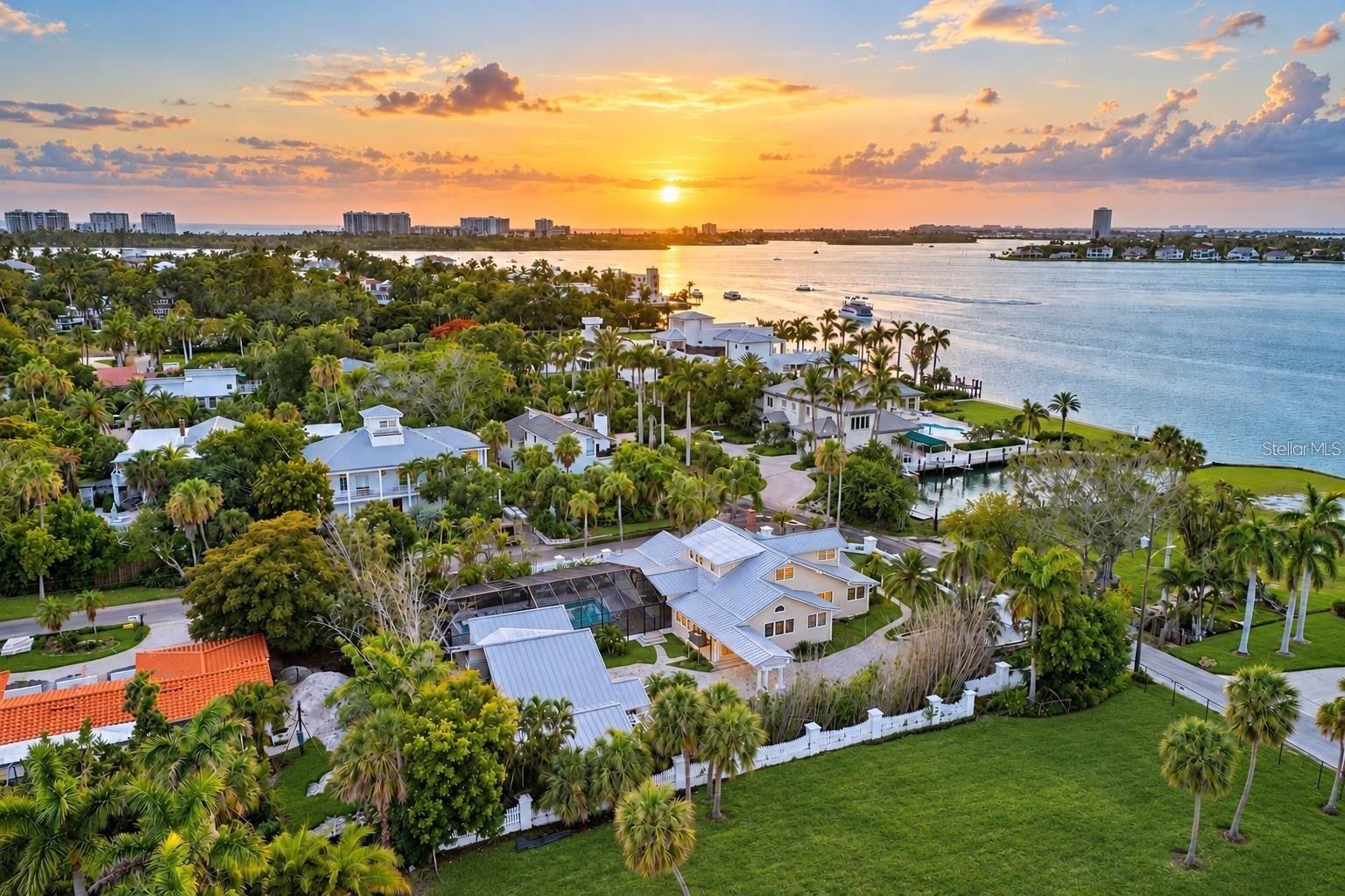 BAY ISLAND - Residential