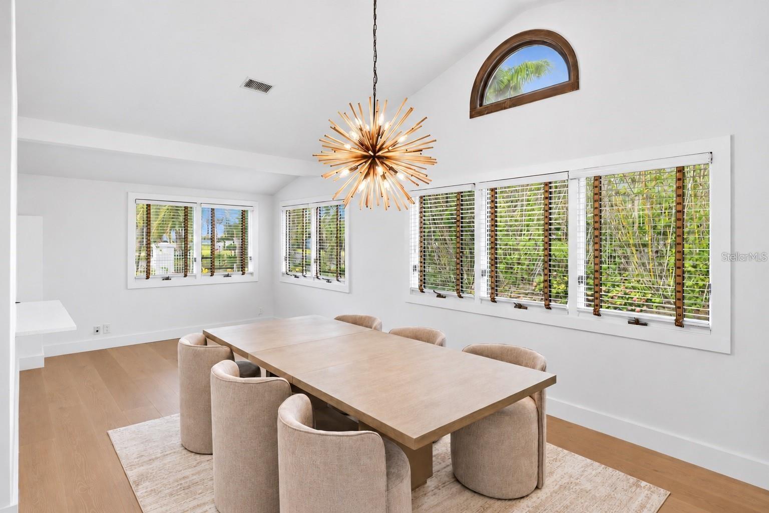 BAY ISLAND - Residential