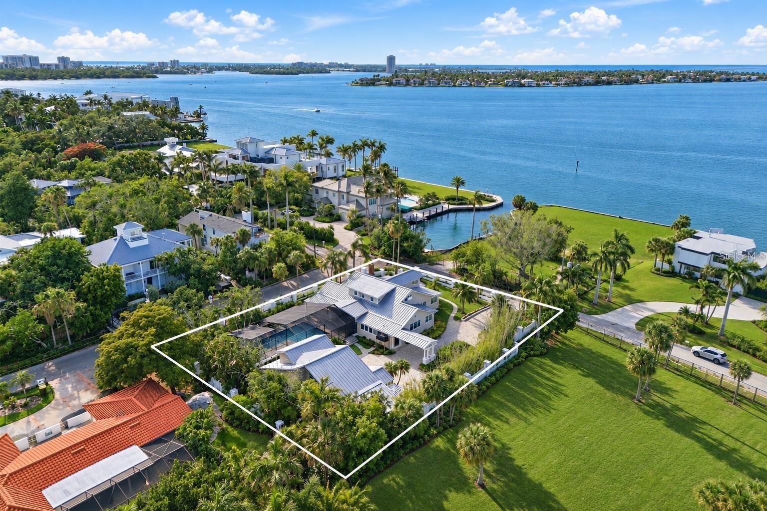 BAY ISLAND - Residential
