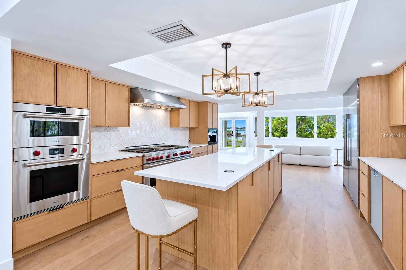 BAY ISLAND - Residential