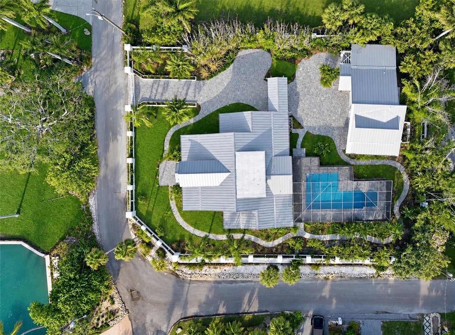 BAY ISLAND - Residential