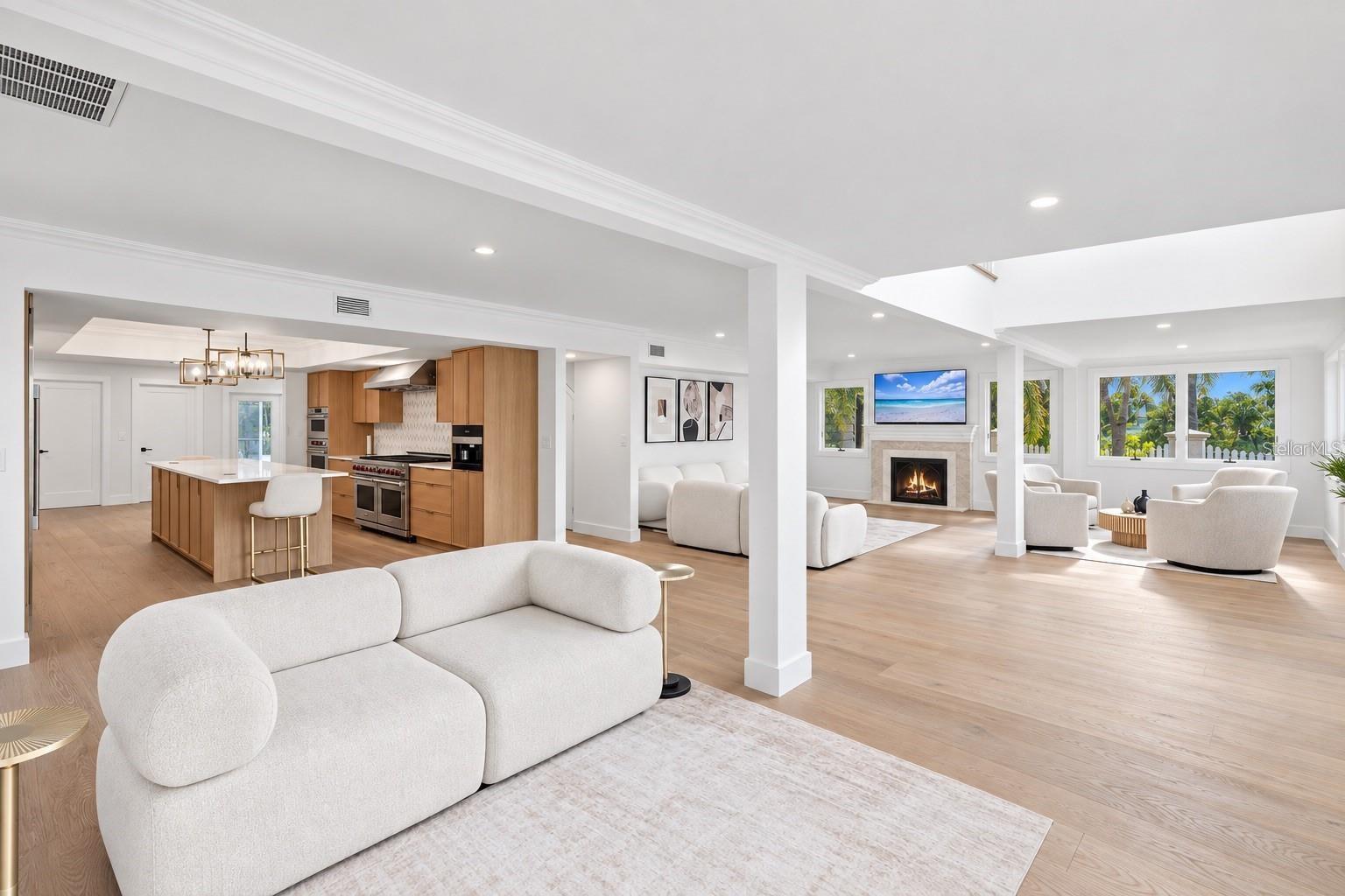BAY ISLAND - Residential