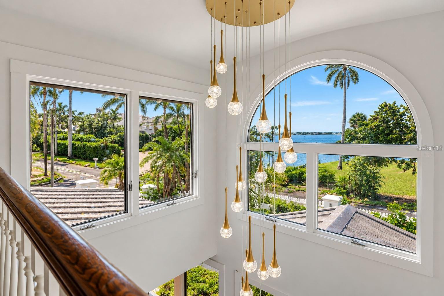 BAY ISLAND - Residential