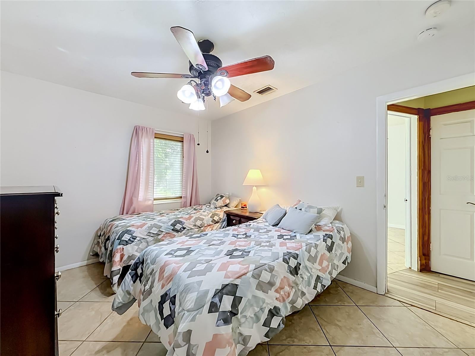 LESLIE ESTATES SEC 11 - Residential