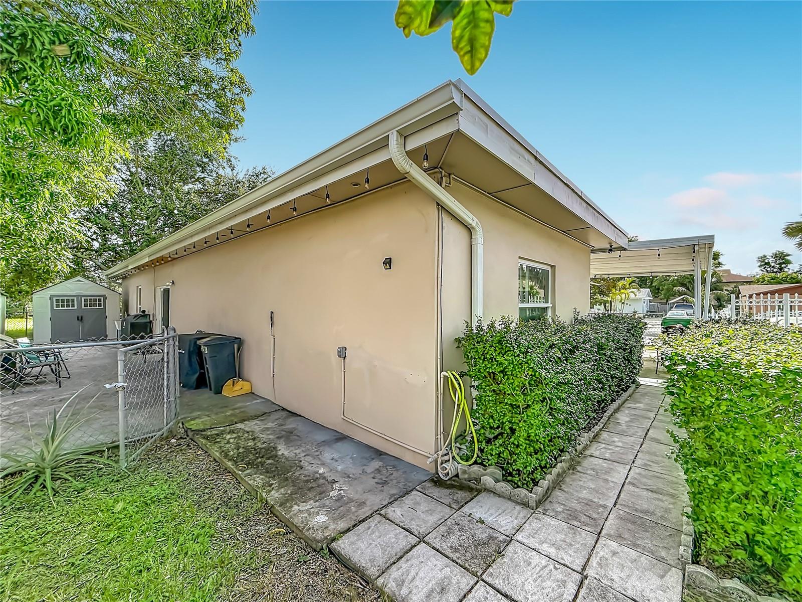 LESLIE ESTATES SEC 11 - Residential