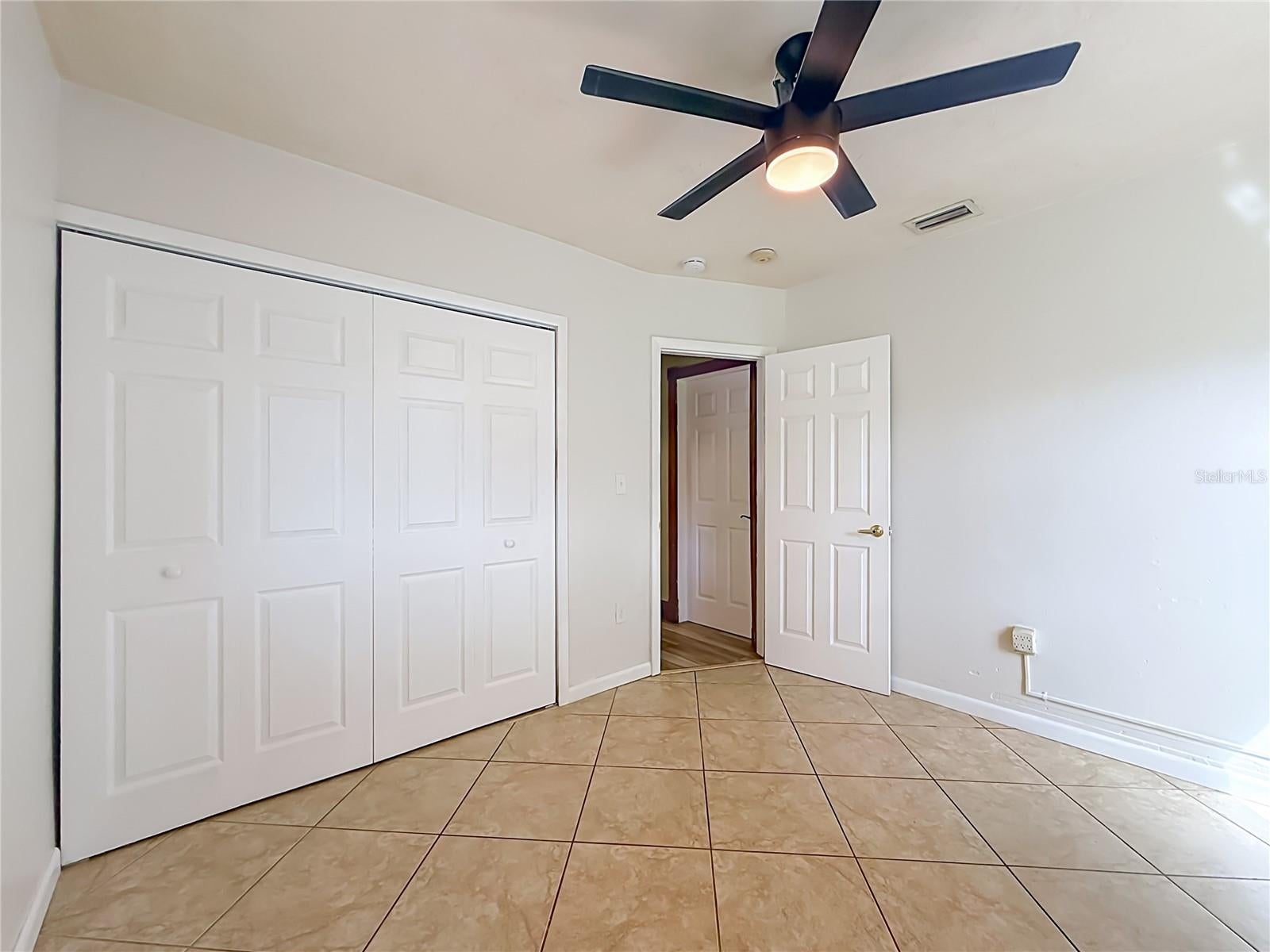 LESLIE ESTATES SEC 11 - Residential