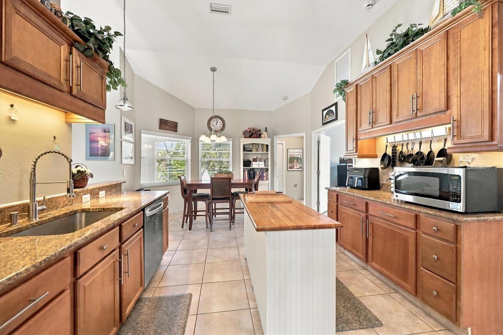 VENICE ACRES UNIT 2 - Residential