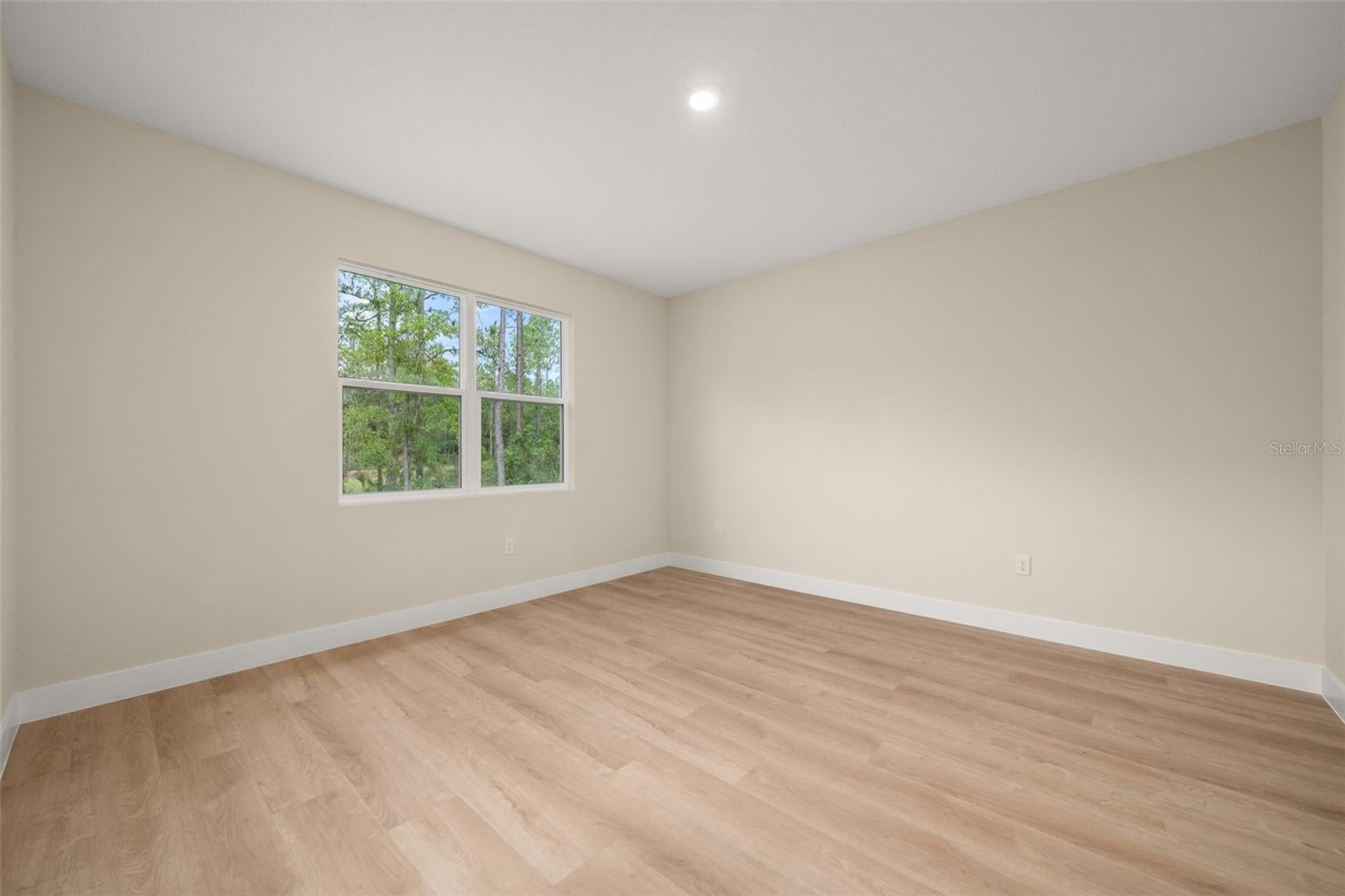 SUN N LAKE - Residential
