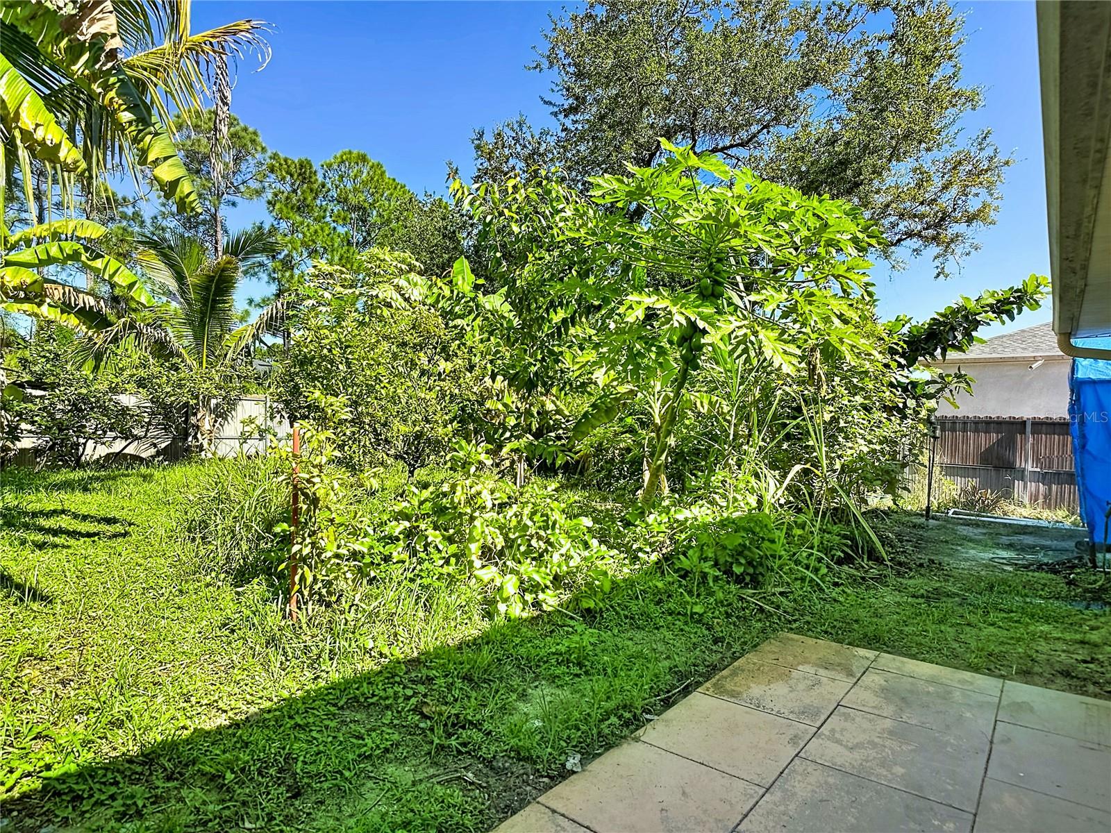 LEHIGH ESTATES - Residential Income