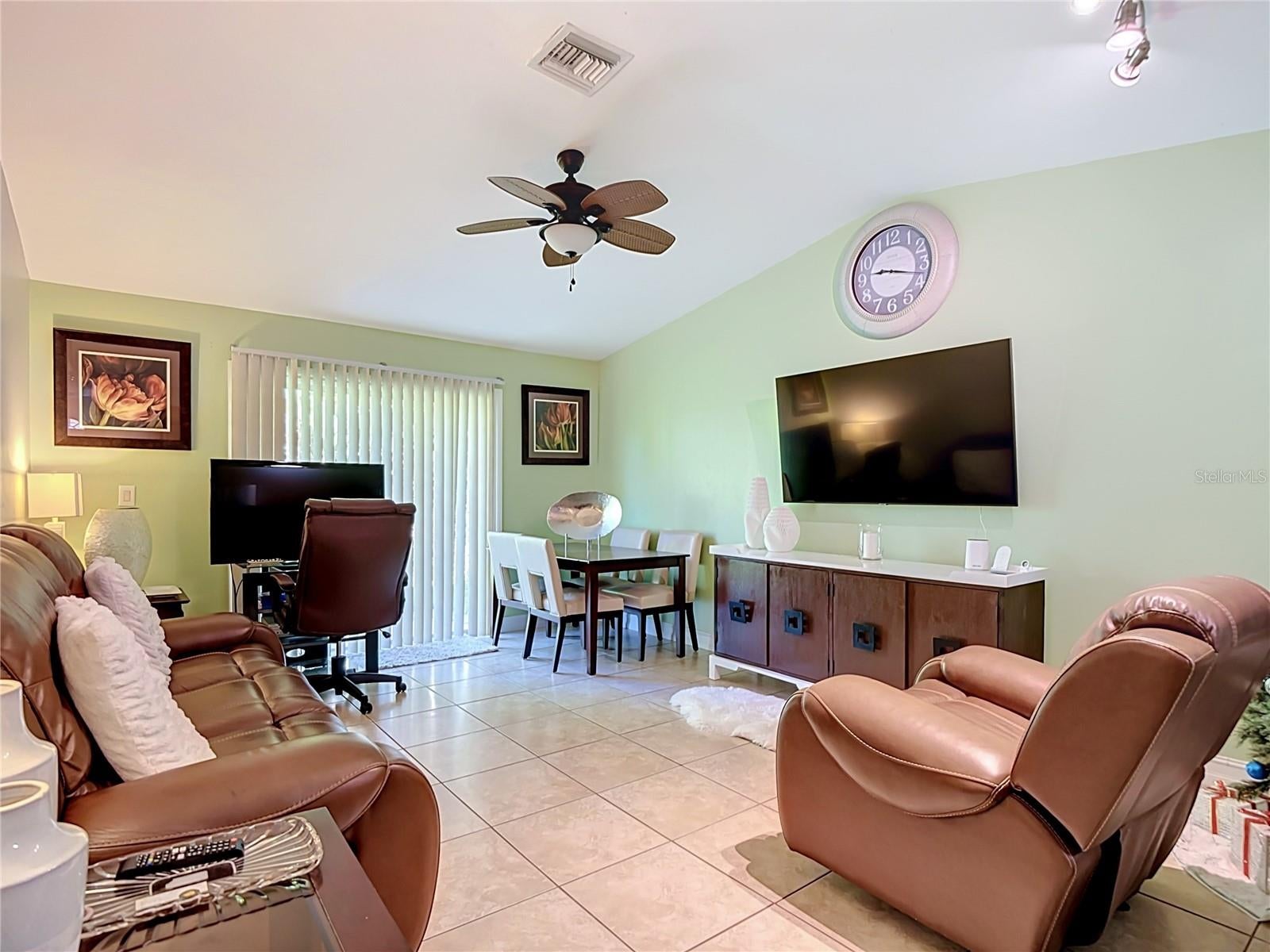 LEHIGH ESTATES - Residential Income