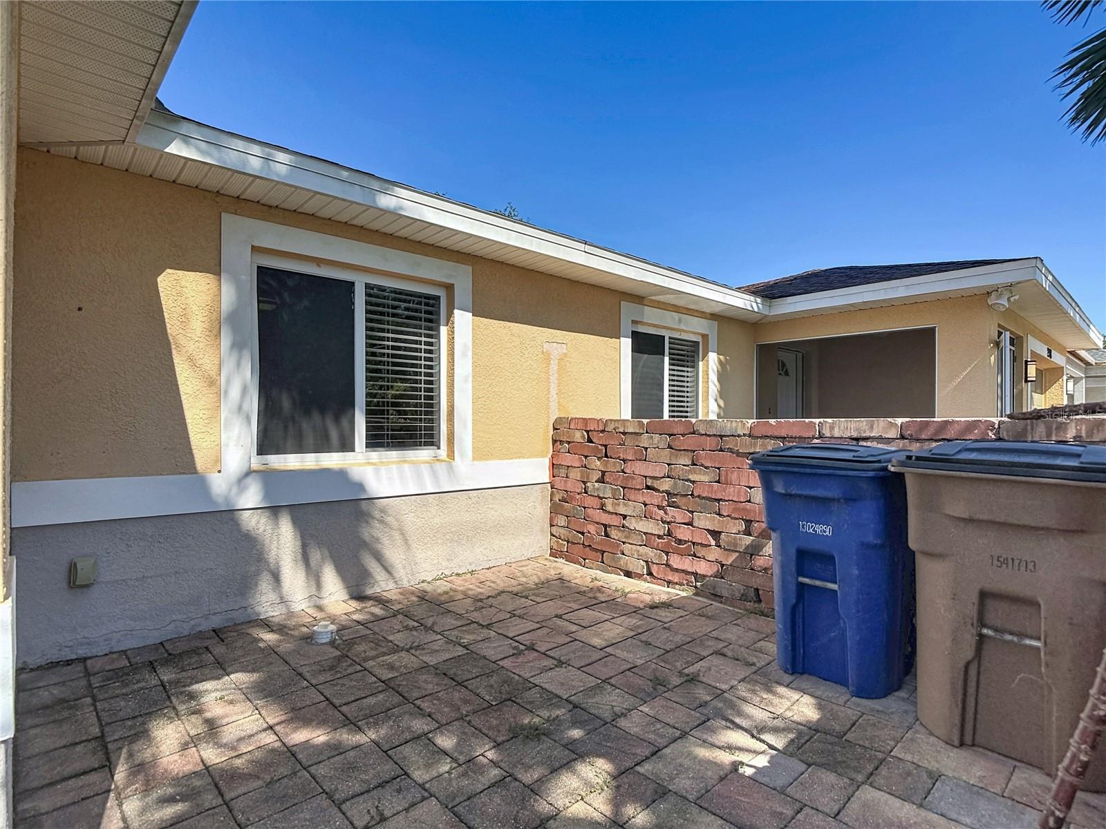 LEHIGH ESTATES - Residential Income