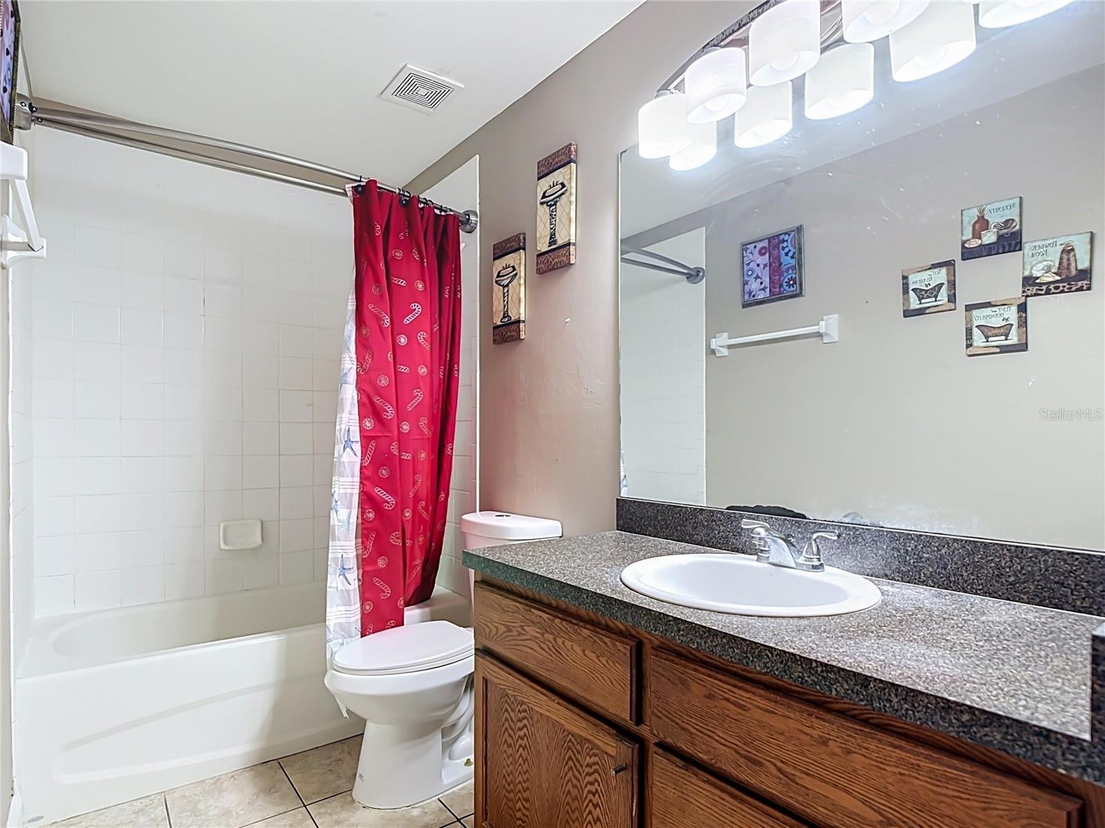 LEHIGH ESTATES - Residential Income