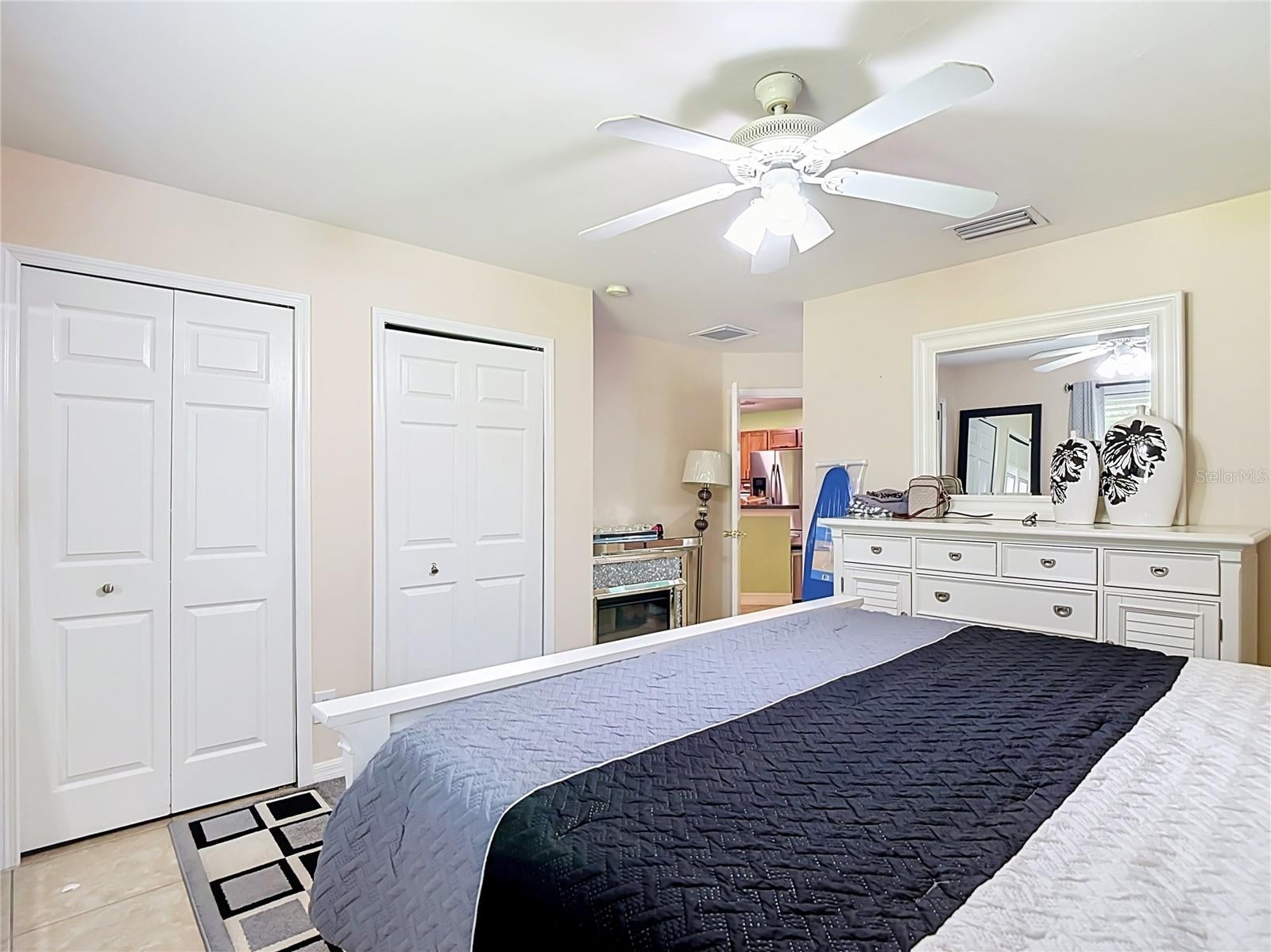 LEHIGH ESTATES - Residential Income