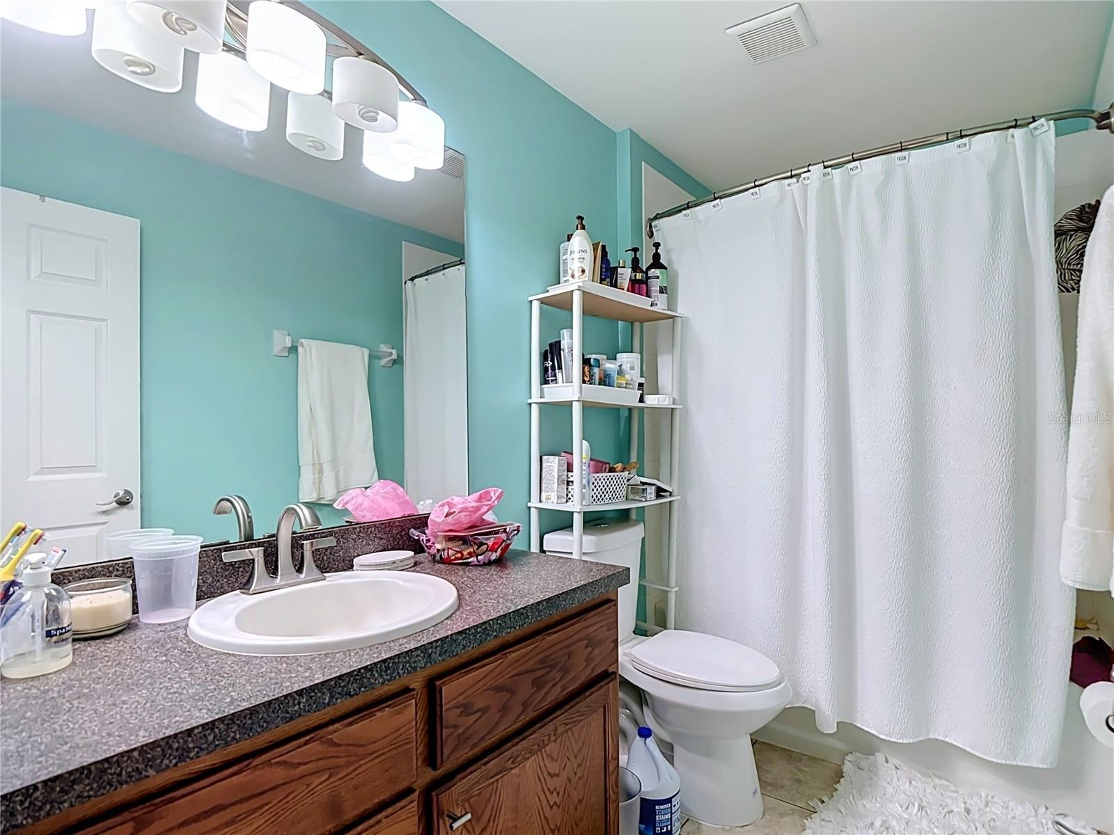 LEHIGH ESTATES - Residential Income