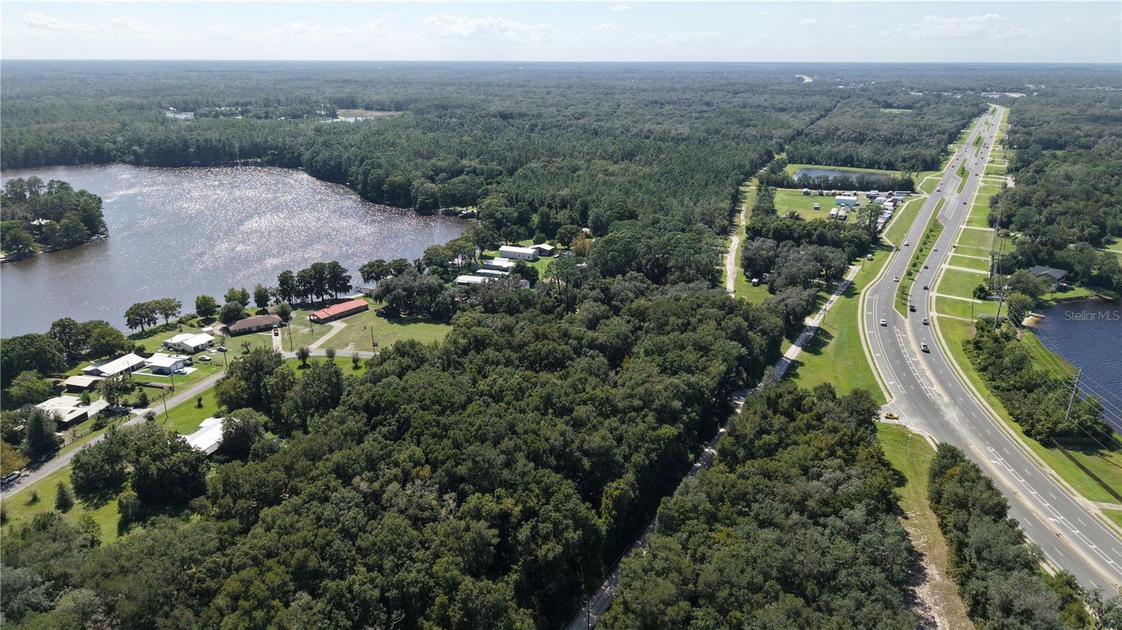 TWIN LAKE GROVE SUB - Land