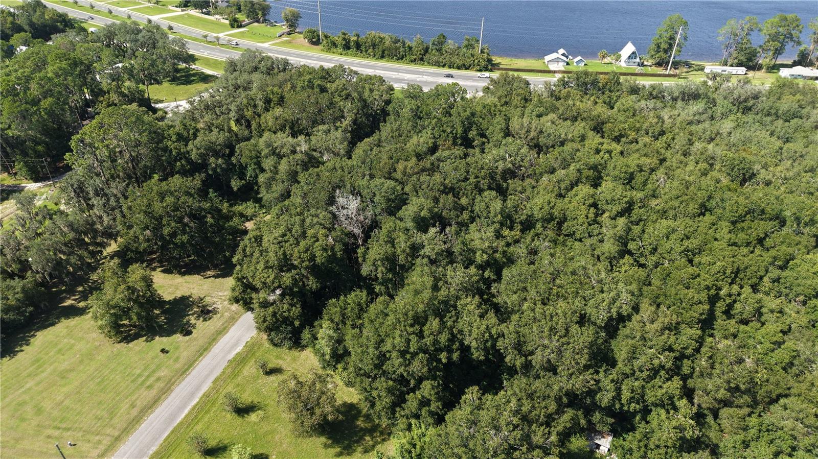 TWIN LAKE GROVE SUB - Land