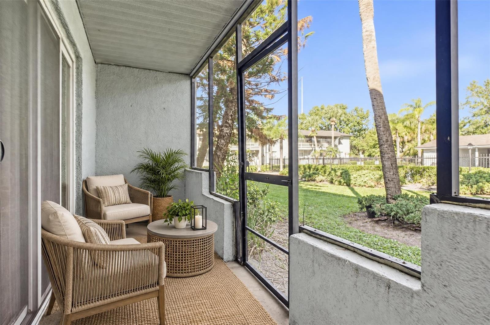 MILLENNIUM PALMS - Residential