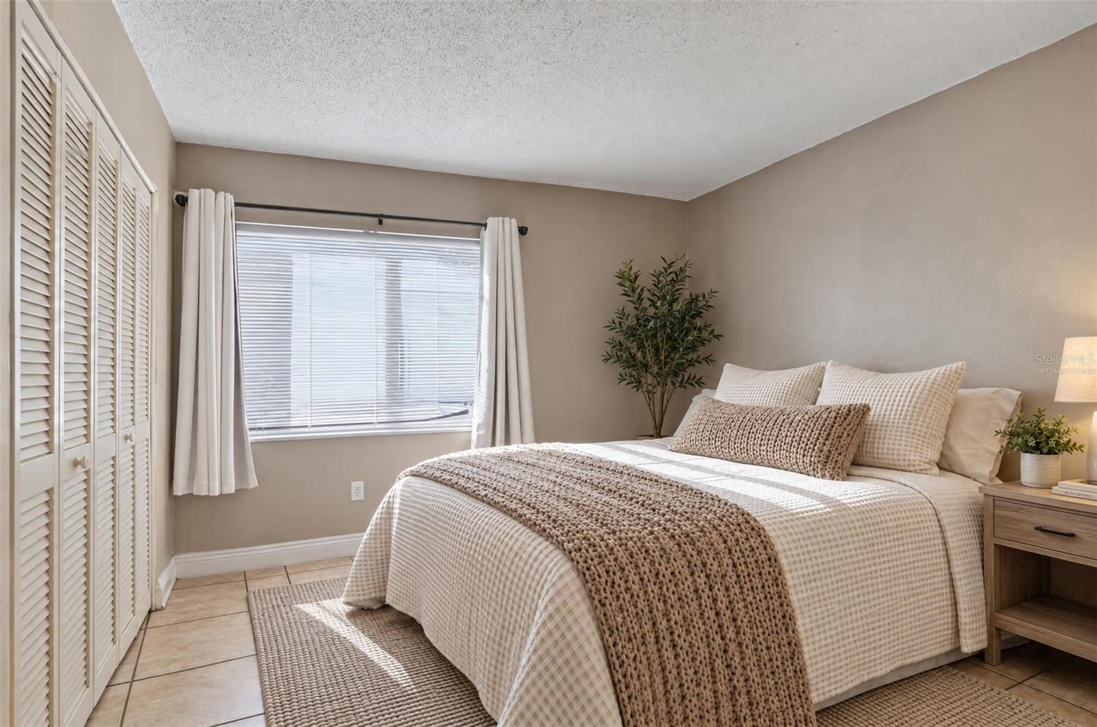 MILLENNIUM PALMS - Residential
