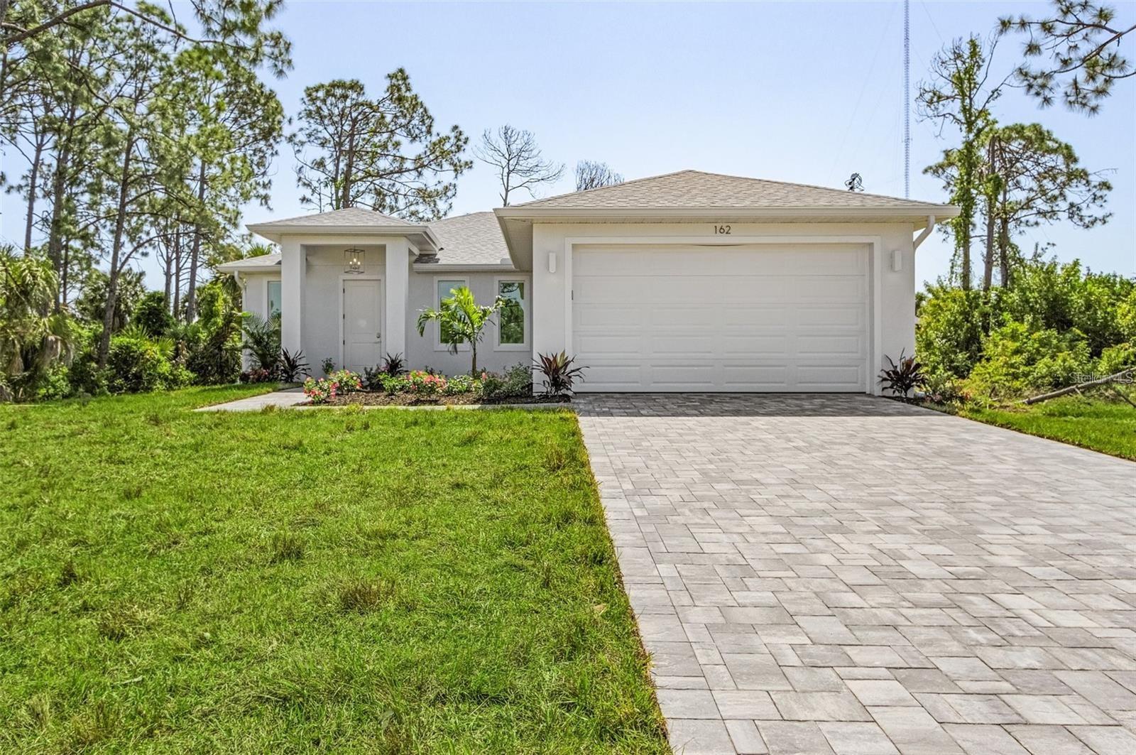 ROTONDA LAKES - Residential