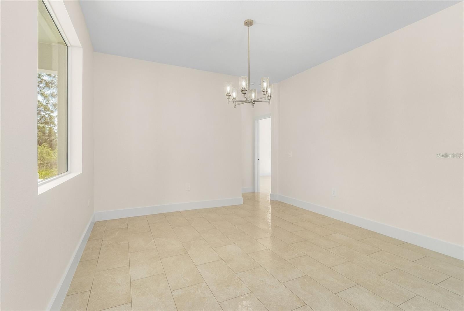 ROTONDA LAKES - Residential