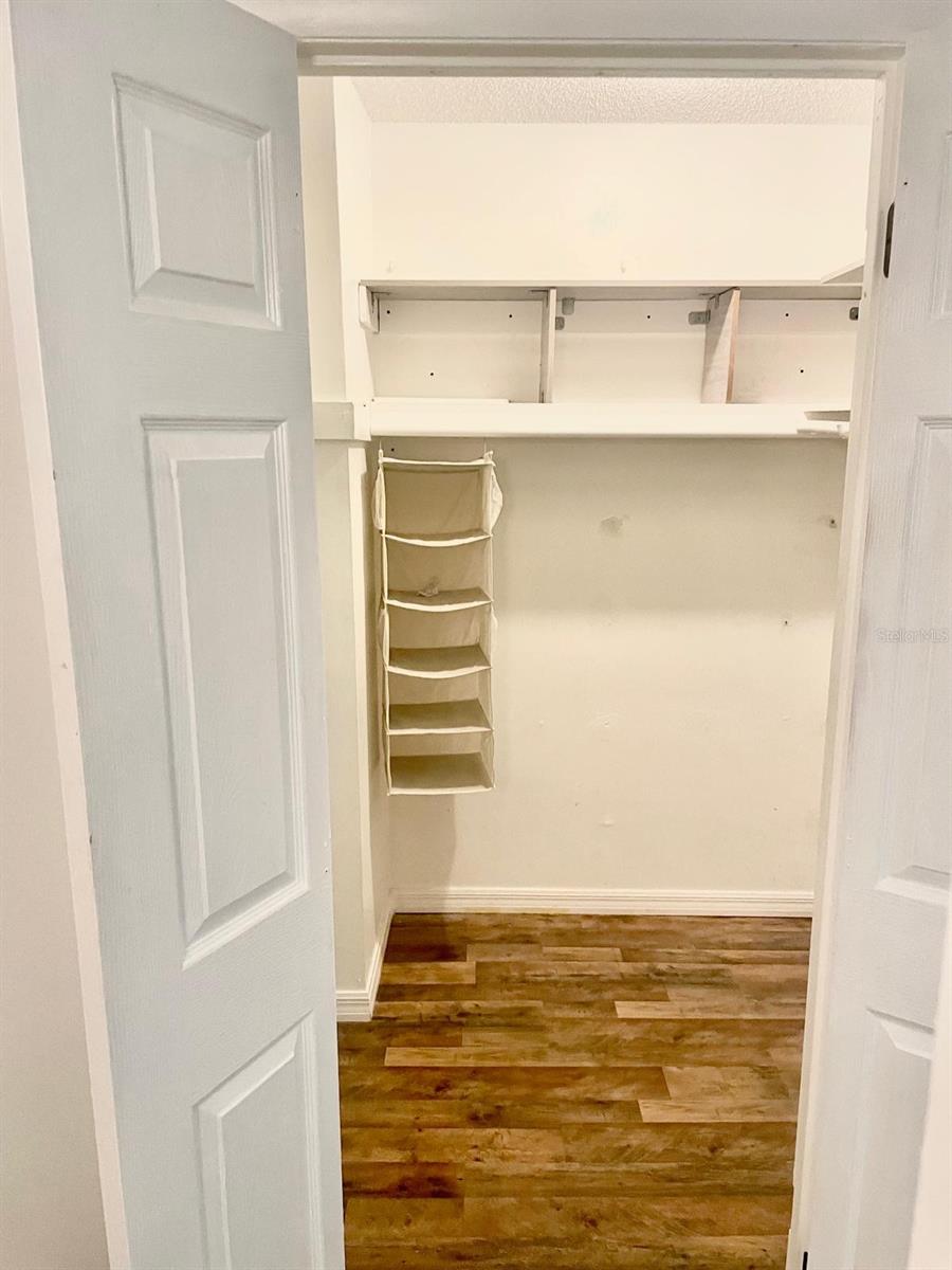 WINDHOVER CONDO - Residential