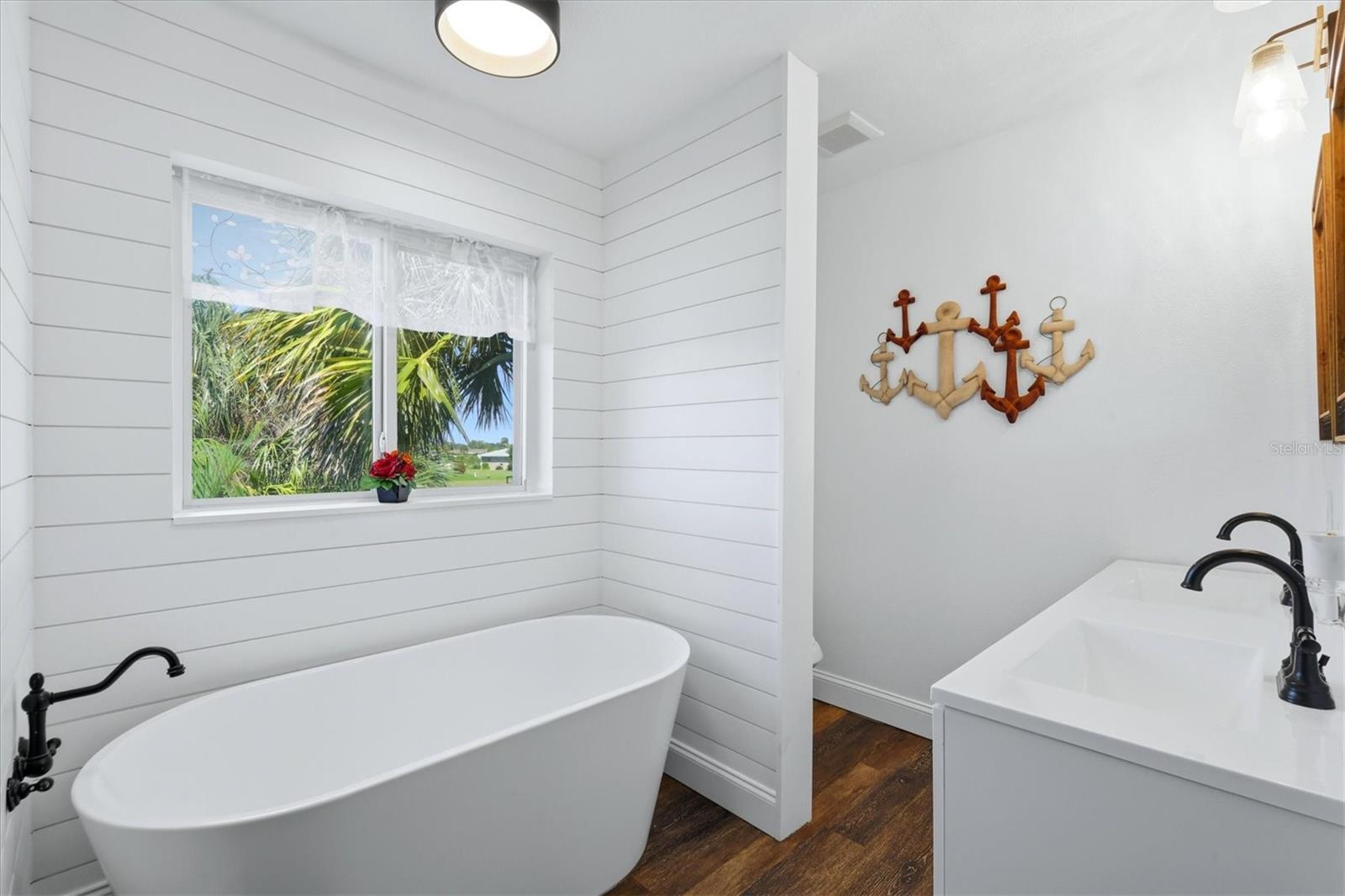 ROTONDA WEST OAKLAND HILLS - Residential