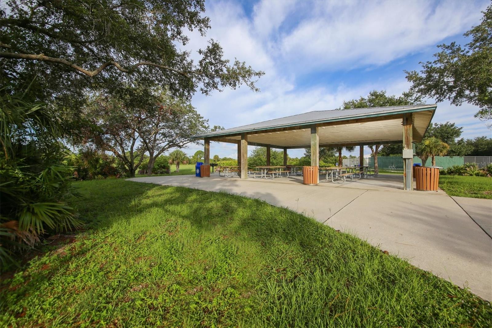 ROTONDA WEST OAKLAND HILLS - Residential