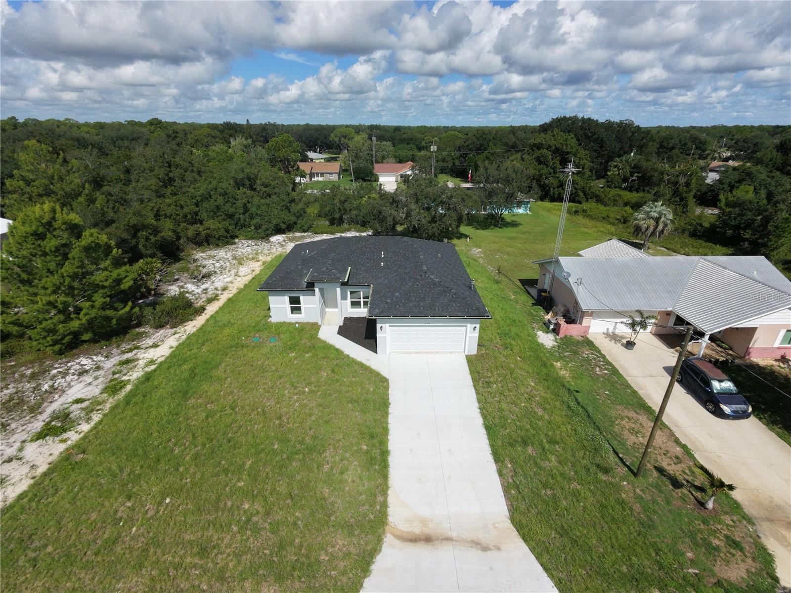 LEISURE LAKES SEC 01 REP - Residential