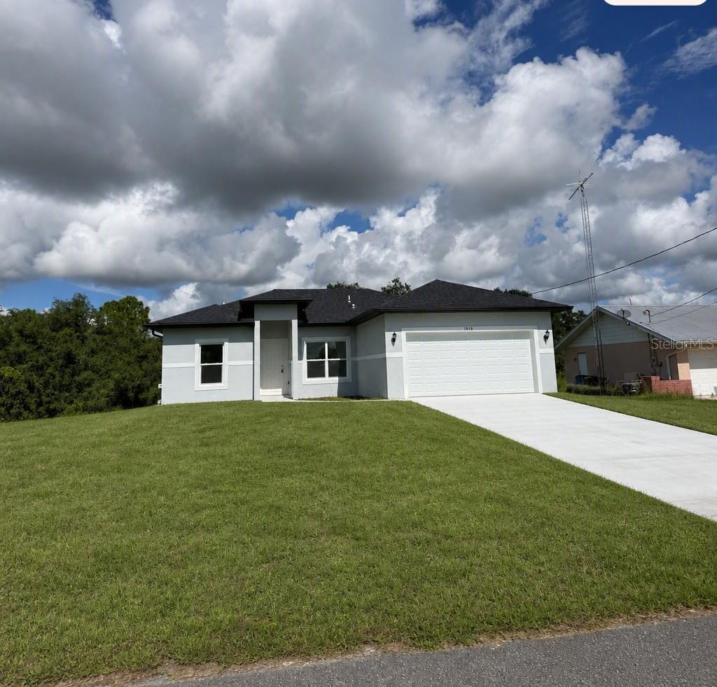 LEISURE LAKES SEC 01 REP - Residential