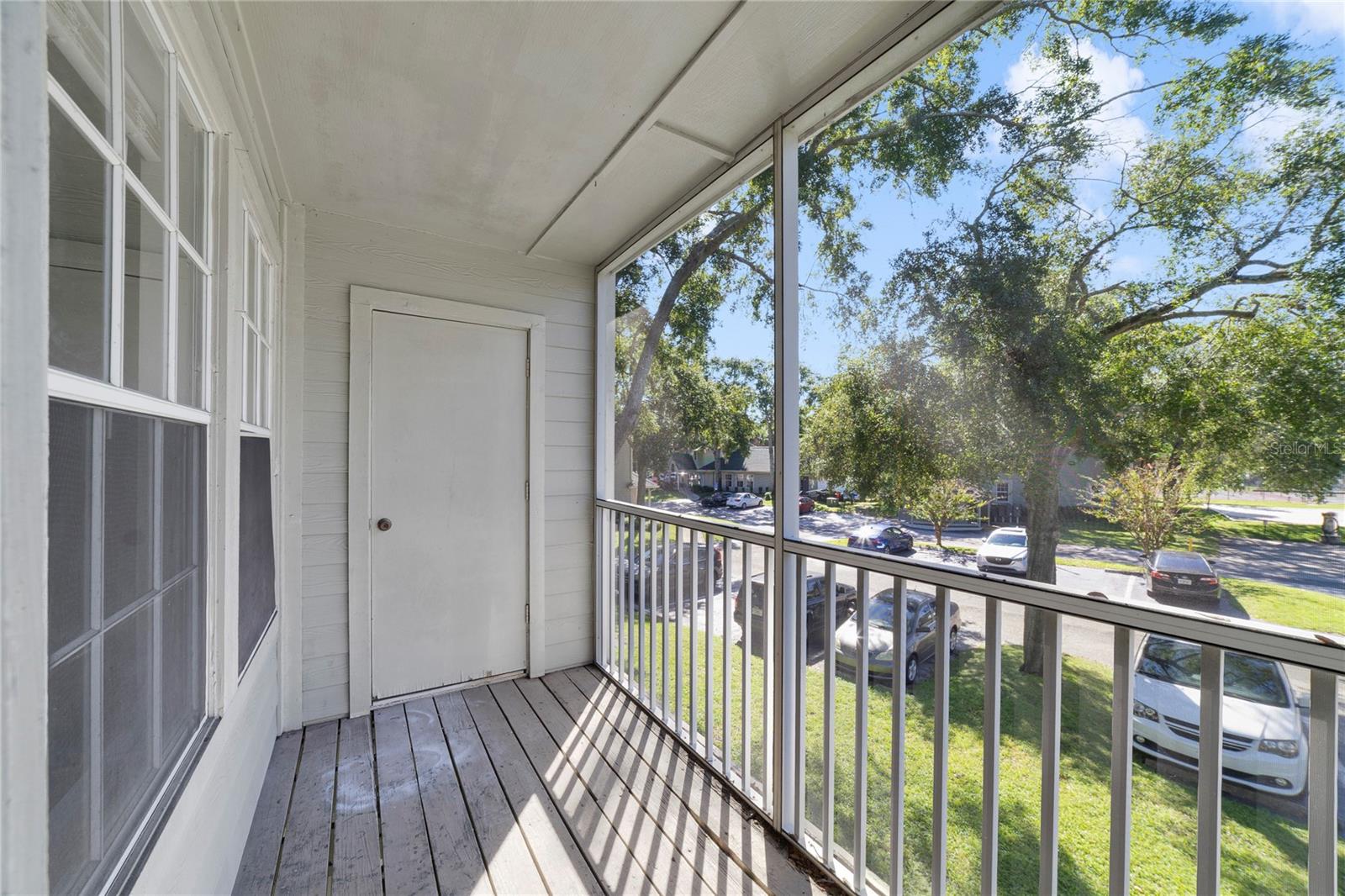 CENTRAL PARK METROWEST CONDO - Residential